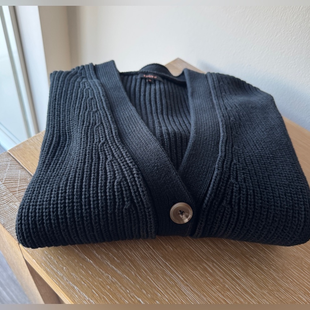 Like New Quince 100% Organic Cotton Oversized
Boyfriend Cardigan Black Medium - Picture 8 of 10
